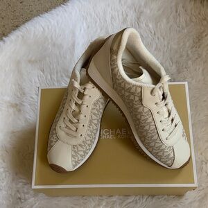 Michael Kors Women's Beige and Cream Sneakers